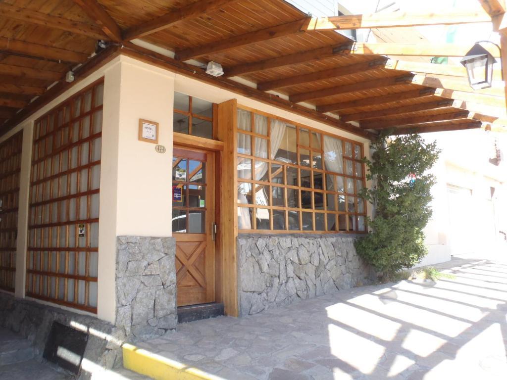 Hotel Cottbus San Carlos de Bariloche Ngoại thất bức ảnh